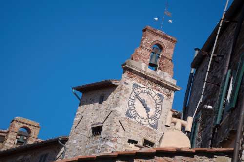 Carciofo nel Borgo: il programma e la regolamentazione della circolazione nel centro storico domenica 19 aprile