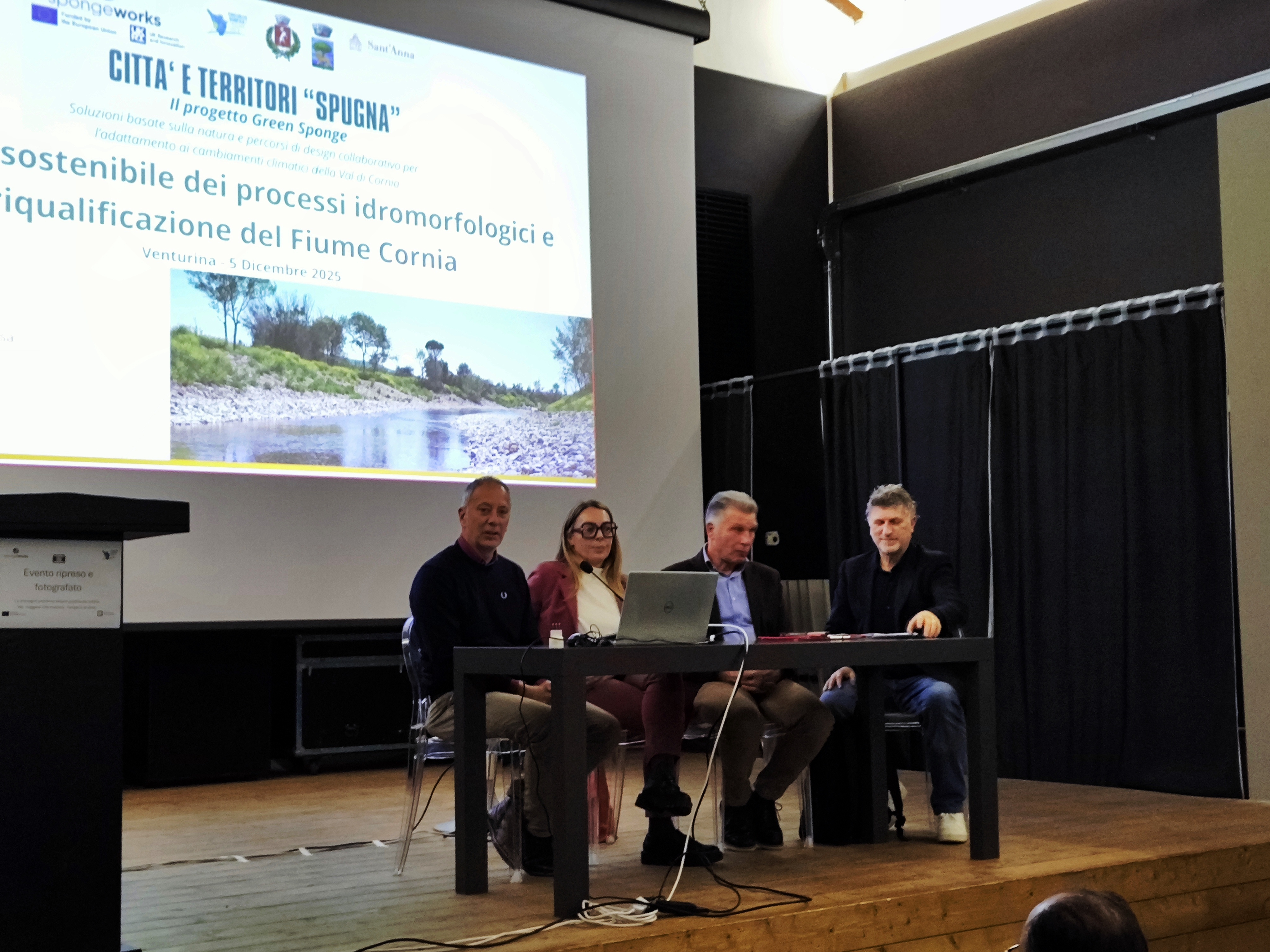 tavolo presidenza green sponge